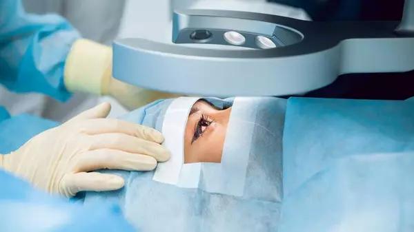 Удаление катаракты у пациентов с сопутствующими заболеваниями
